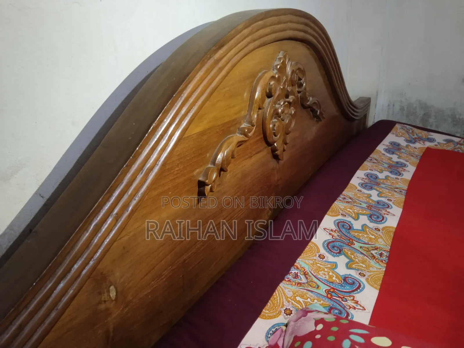 সেগুন কাঠের ৭x৬ ফিট মাপের খাট এবং জাজিম,তোশক বিক্রি করা হবে।
