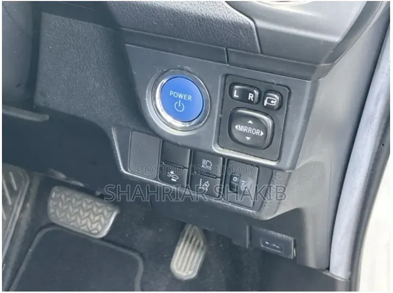 Toyota Axio 2021 White