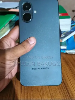 Tecno Spark Go 64 GB Blue