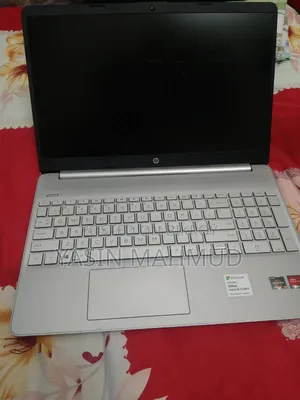 Laptop HP 15s 16GB AMD Ryzen 5 SSD 512GB