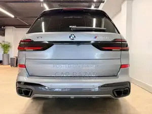 New BMW X7 xDrive40i 2023 Gray