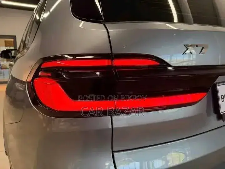 New BMW X7 xDrive40i 2023 Gray
