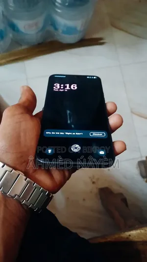 টেকনো স্পার্ক ৪০ প্রো ১২৮ জিবি কালো