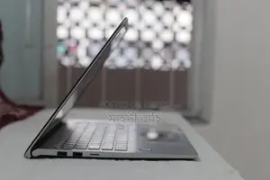 Laptop Asus VivoBook S15 S530UN 8GB Intel Core I5 HDD 1T