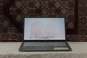 Laptop Asus VivoBook S15 S530UN 8GB Intel Core I5 HDD 1T