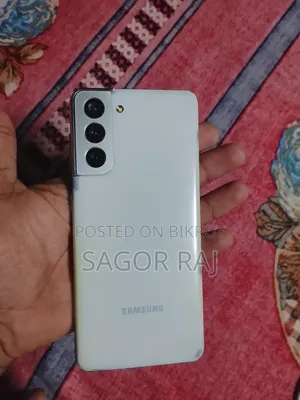 স্যামসাং গ্যালাক্সি এস২১ এফই ৫জি ২৫৬ জিবি হোয়াইট