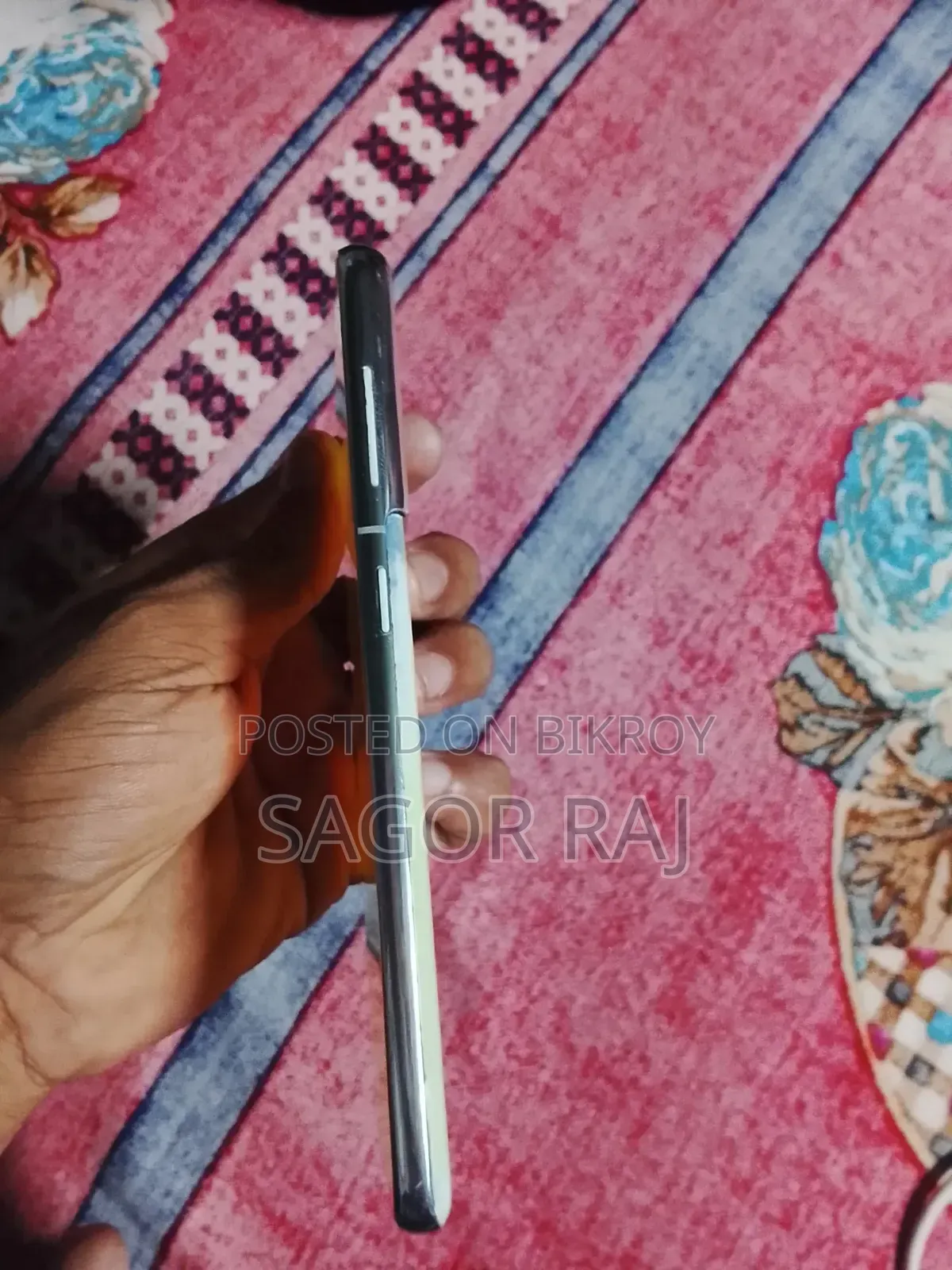 স্যামসাং গ্যালাক্সি এস২১ এফই ৫জি ২৫৬ জিবি হোয়াইট