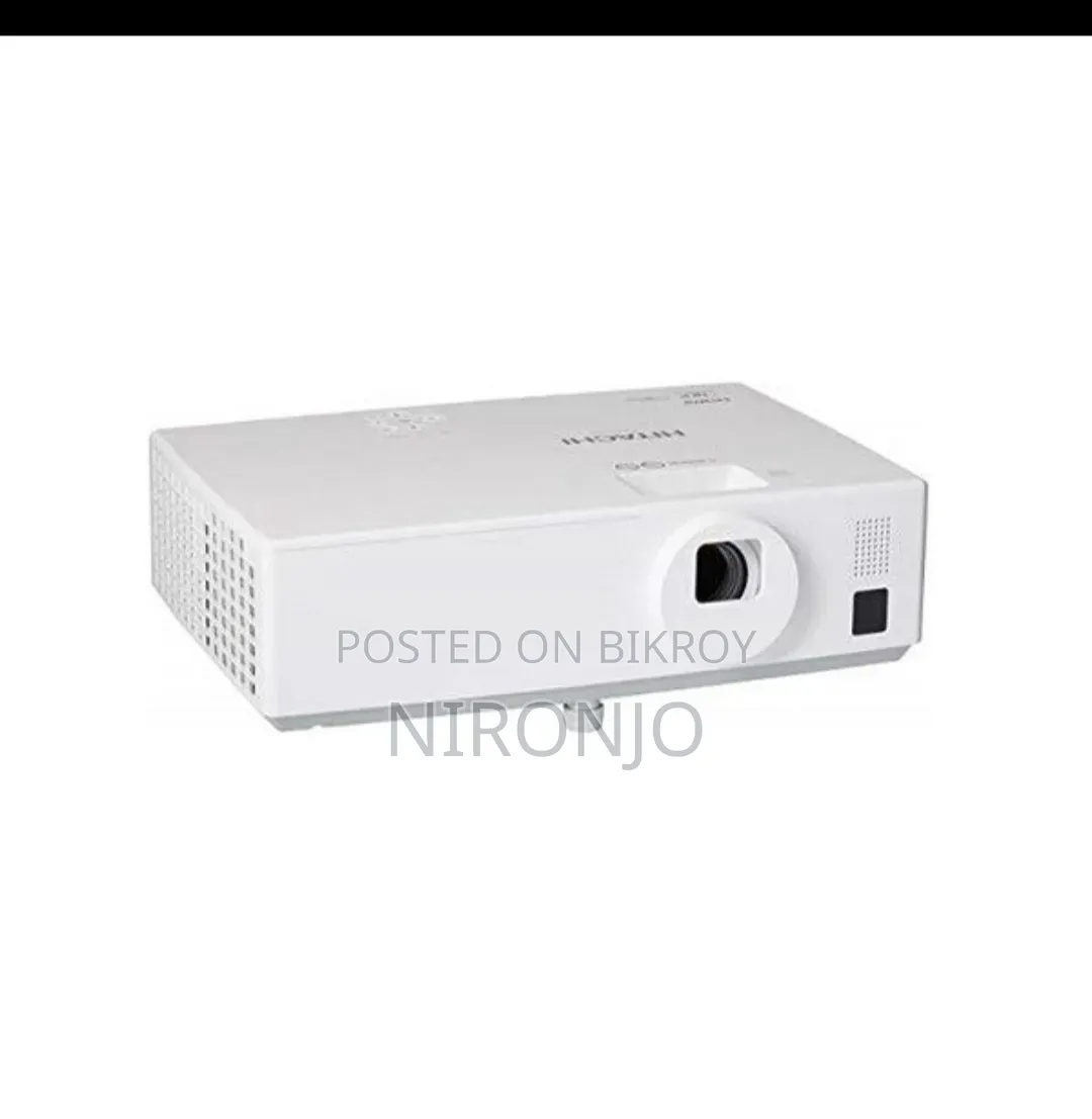 Hitachi CP-DX301 3000