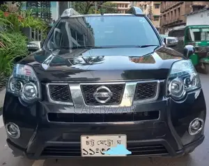 Nissan X-Trail 2.0 Petrol XE 2012 Black