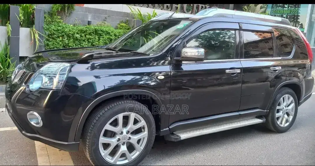 Nissan X-Trail 2.0 Petrol XE 2012 Black