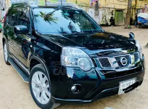 Nissan X-Trail 2.0 Petrol XE 2012 Black