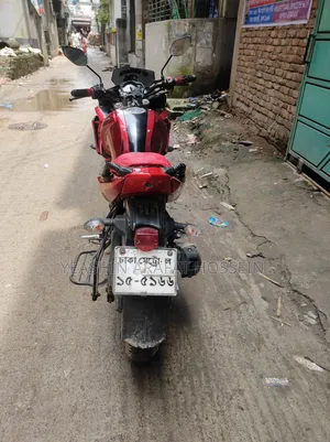 Yamaha FZ 2016 Red
