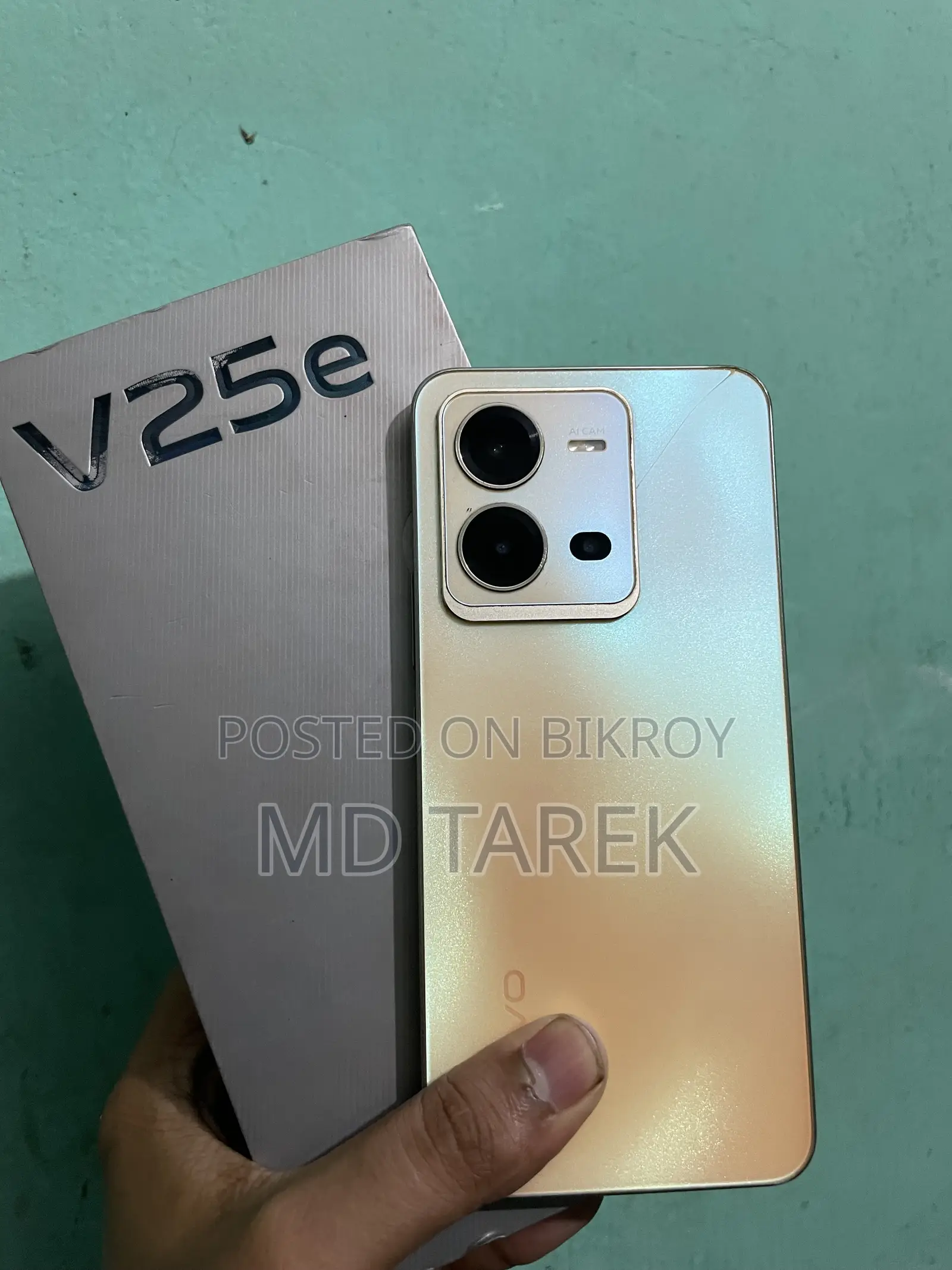 Vivo V25e 128 GB Gold