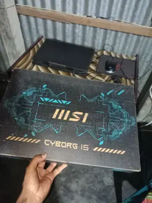 Laptop MSI Cyborg 15 16GB Intel Core i5 SSD 500GB