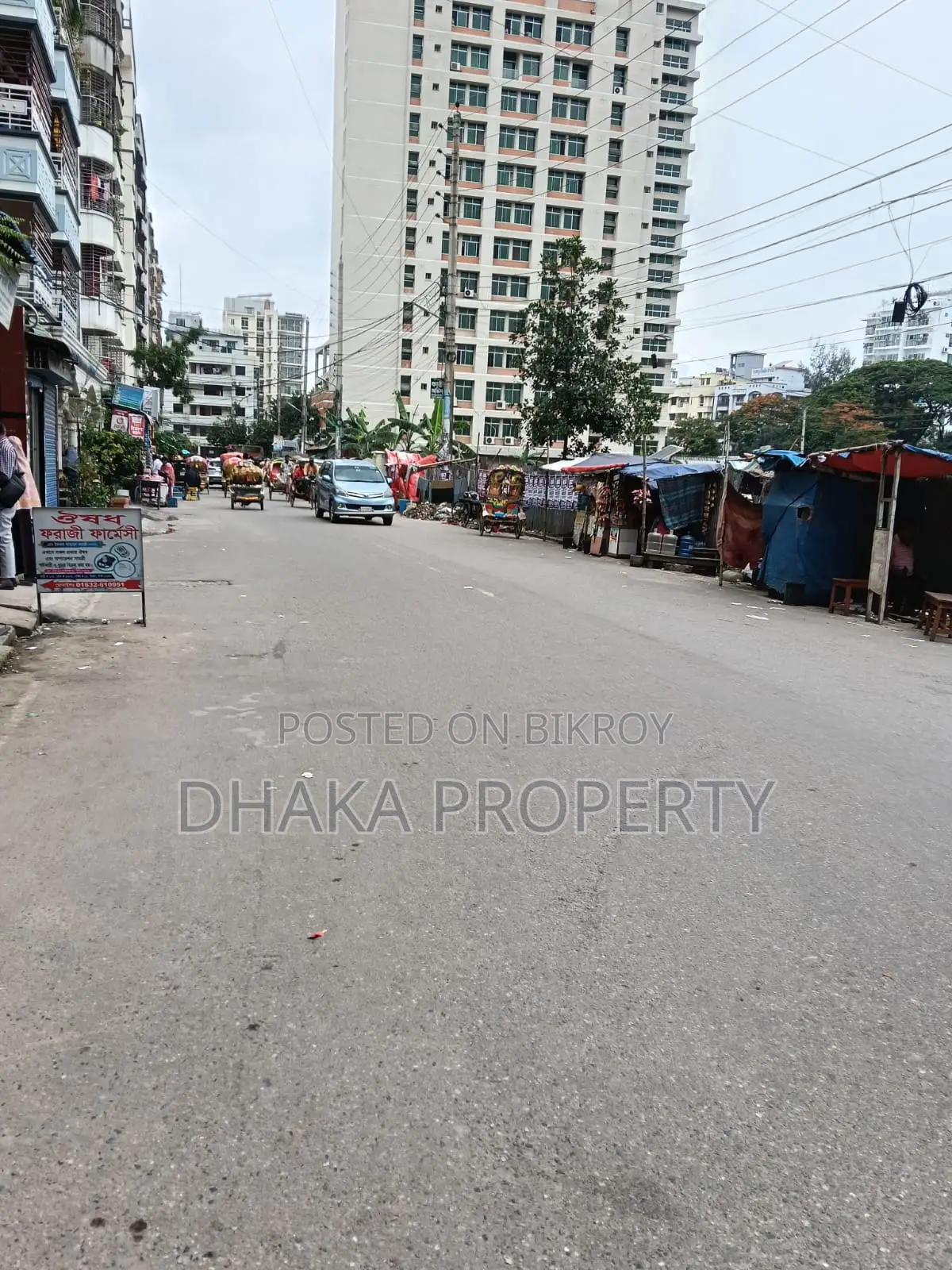 30ft Road 5 Katha Park South at Sector-13
