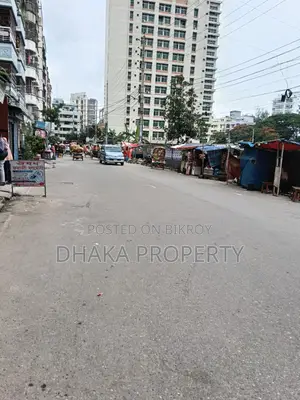 30ft Road 5 Katha Park South at Sector-13
