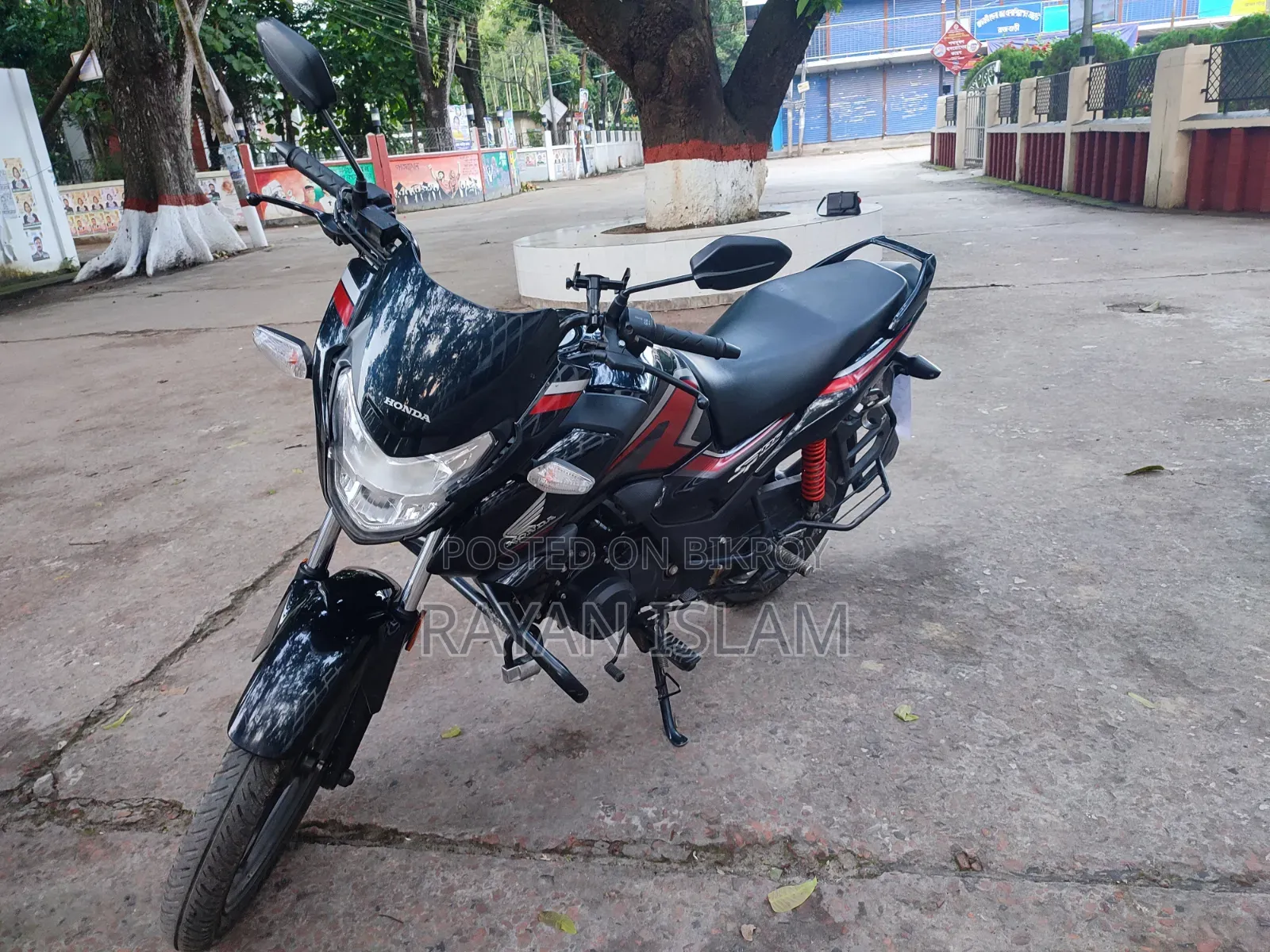 Honda 2025 Black