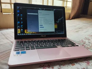 Laptop Asus VivoBook E12 E203NA 4GB Intel Celeron HDD 500GB