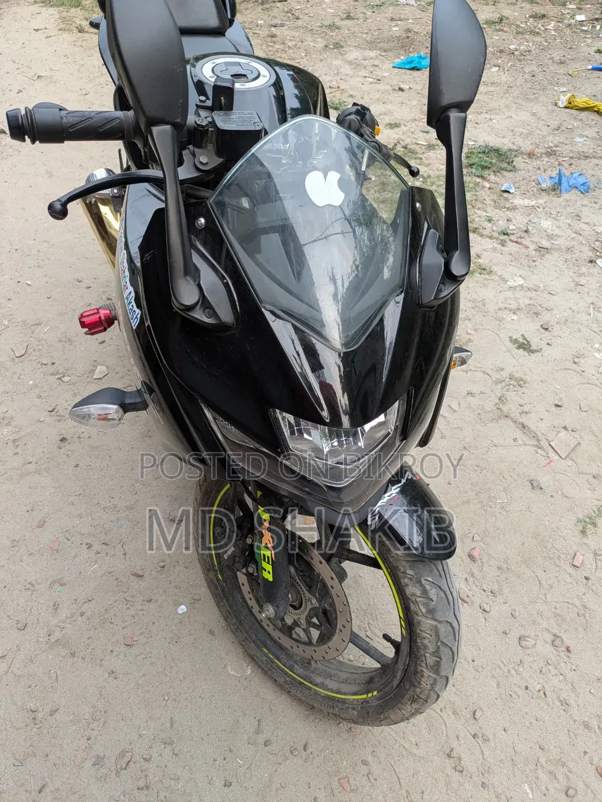 সুজুকি জিক্সার এসএফ এফআই ২০২২ কালো
