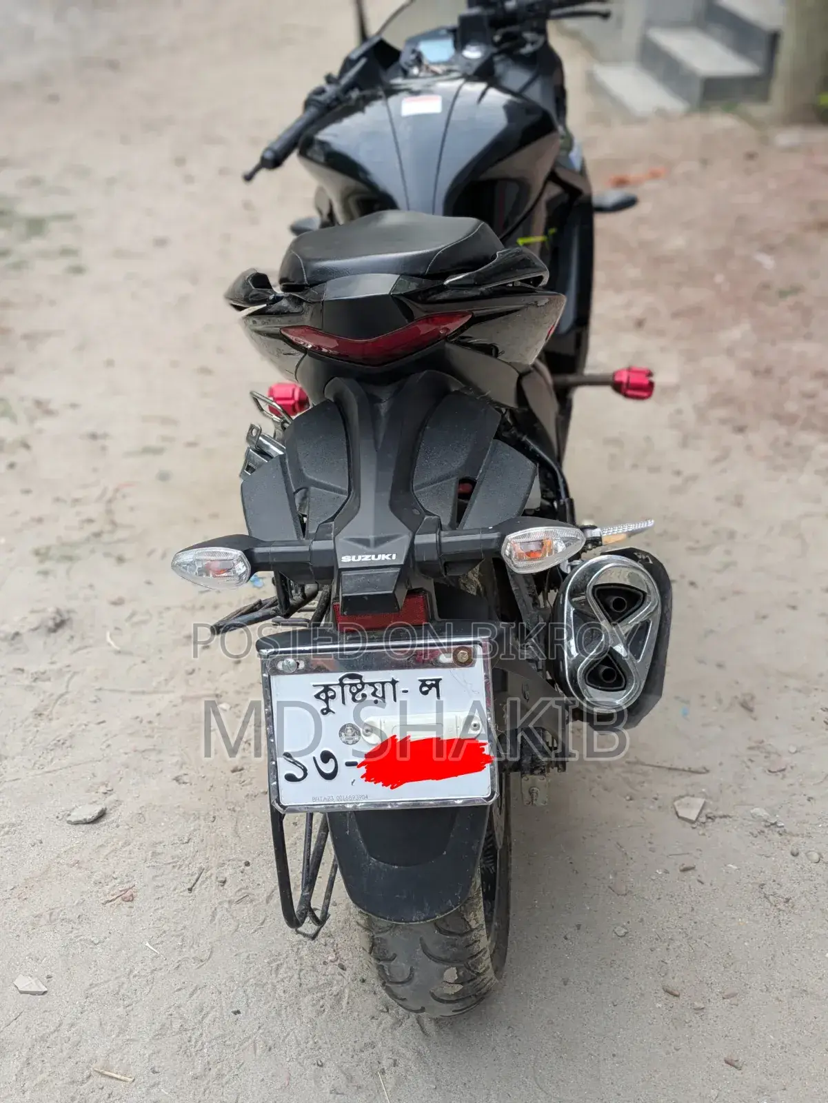 সুজুকি জিক্সার এসএফ এফআই ২০২২ কালো