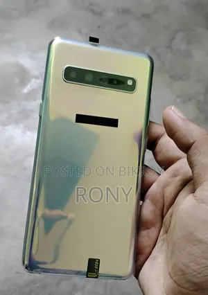 New Samsung Galaxy S10 5G 512 GB Silver