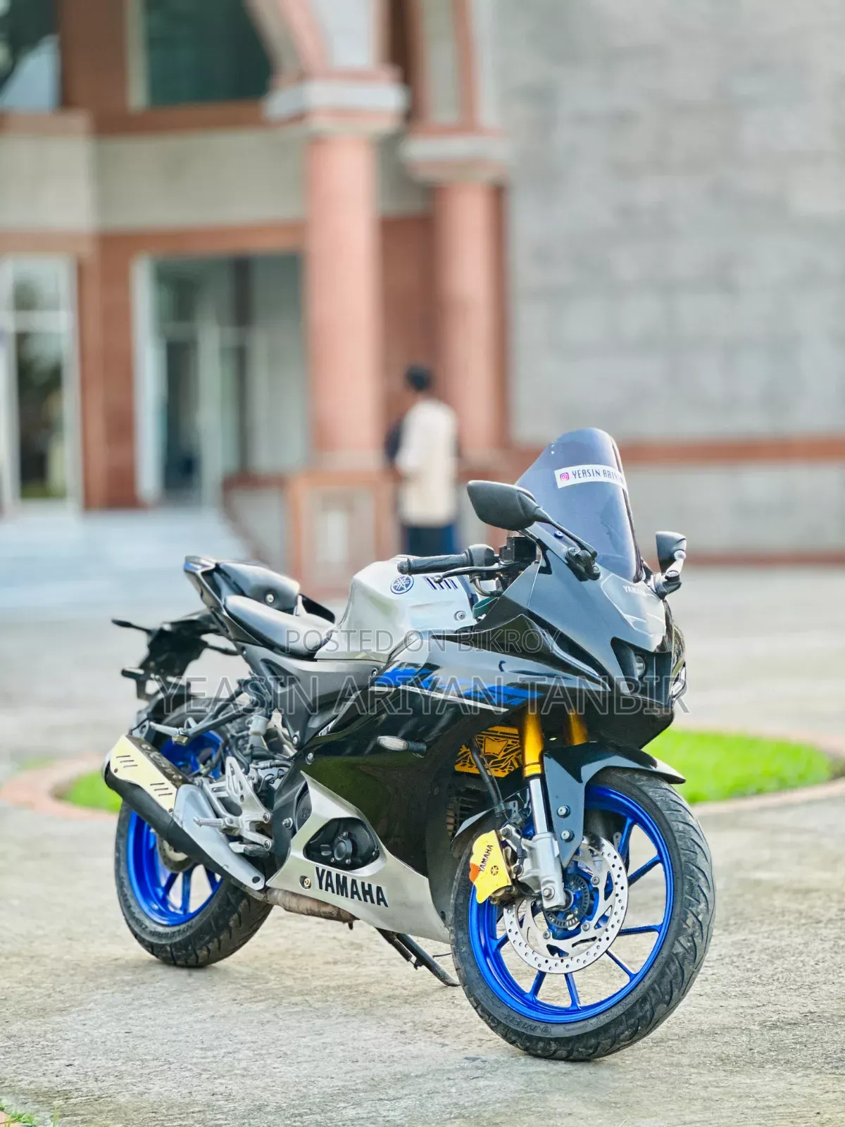 New Yamaha R1 2016 Black