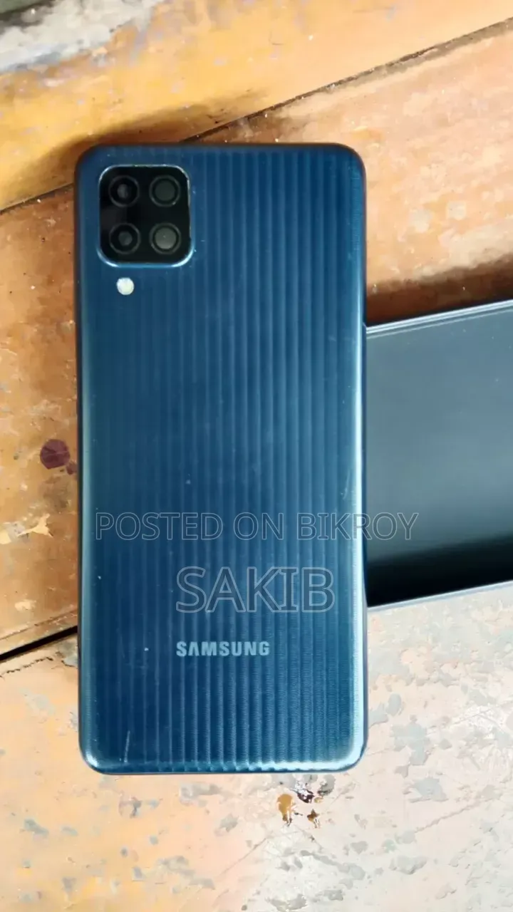 Samsung Galaxy M12 64 GB Black