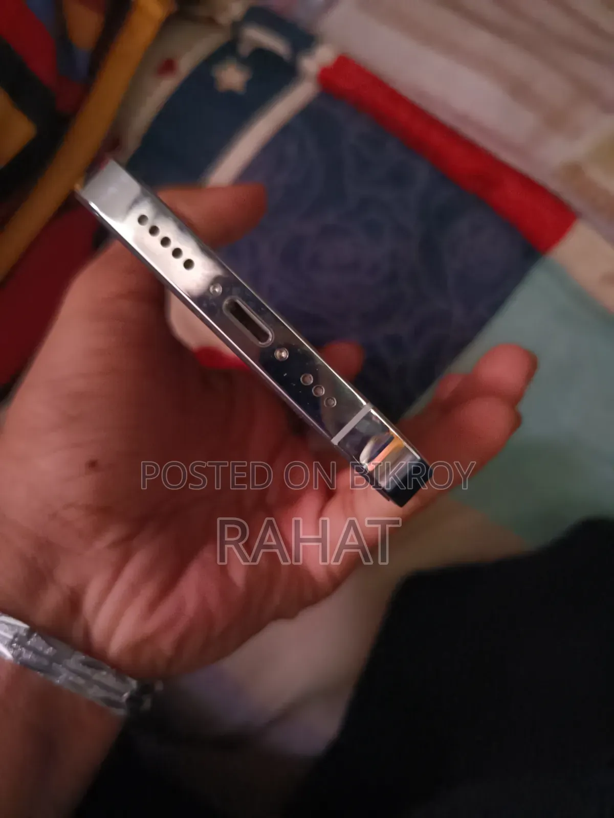 অ্যাপল আইফোন ১৪ প্রো ১২৮ জিবি হোয়াইট