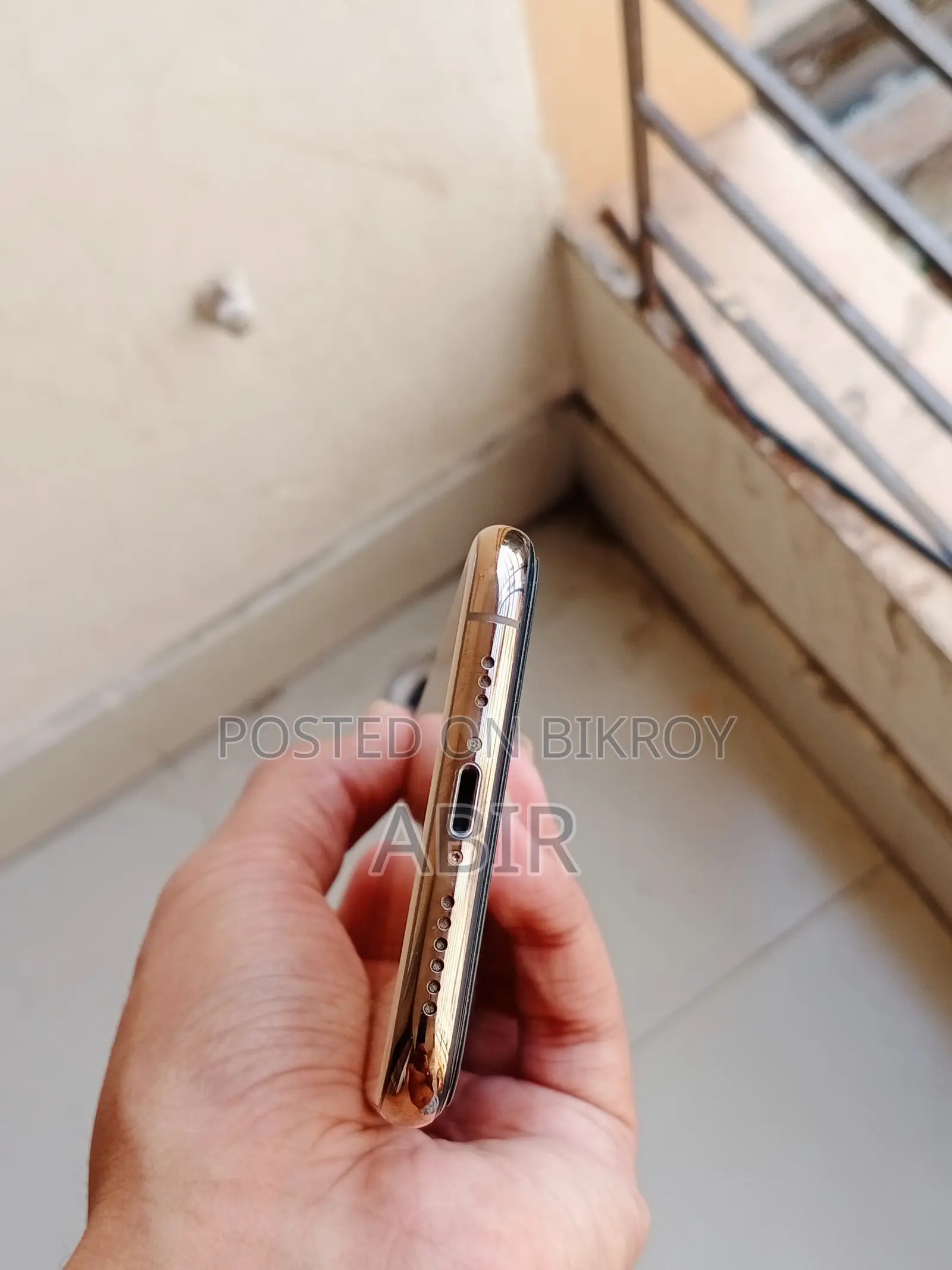 Apple iPhone XS 64 GB Gold