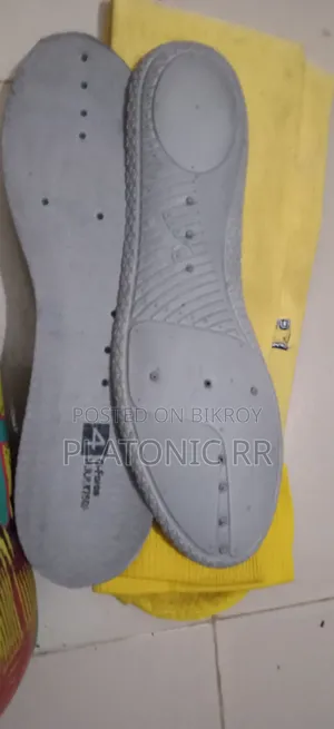 Sega Quive G-Force Football Boots