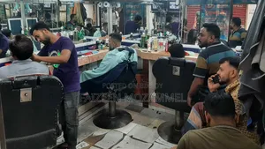 Salon for Rent.
