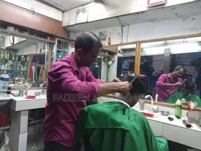 Salon for Rent.