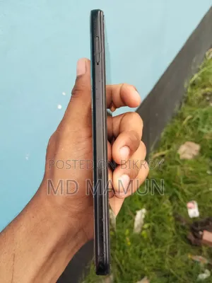 Amoi 8 GB Black