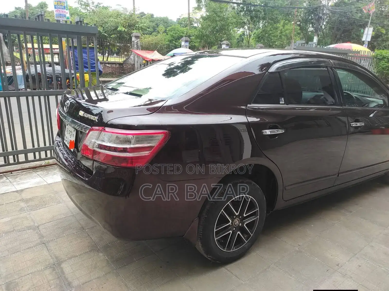 Toyota Premio 1.5 Front-Wheel Drive 2015 Maroon