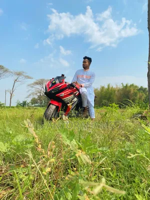 Honda CBR 2017 Red