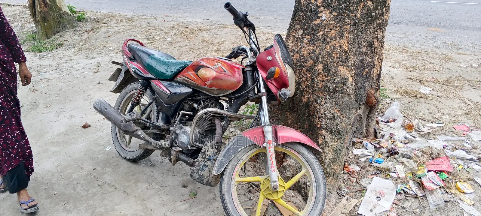 Bajaj Platina 100 2016 Red