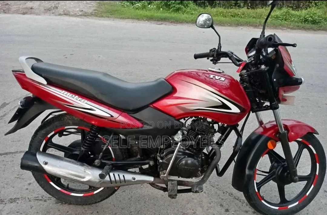টিভিএস মেট্রো ২০২১ রেড