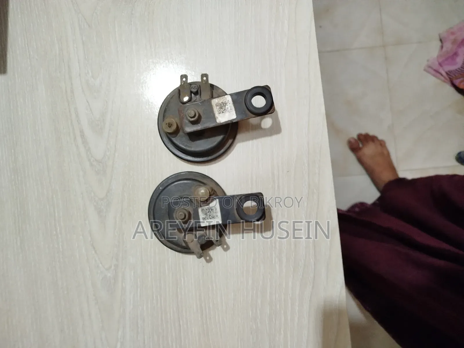 4v Denso Horn