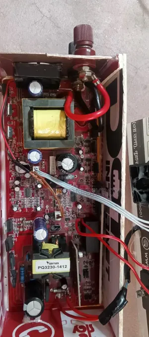 4 in 1 Inverter 2000 Watt
