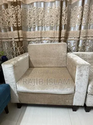 Divan With Single Seated Elegant Sofa