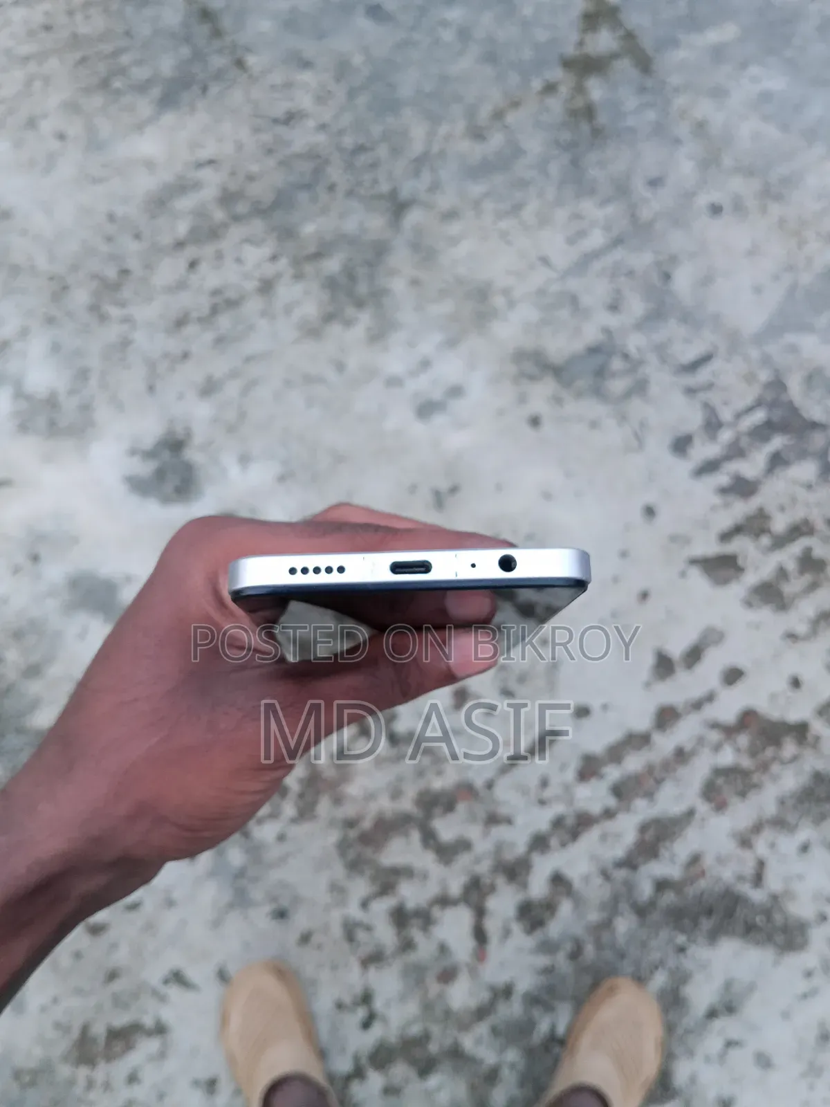 Vivo Y19s 128 GB White