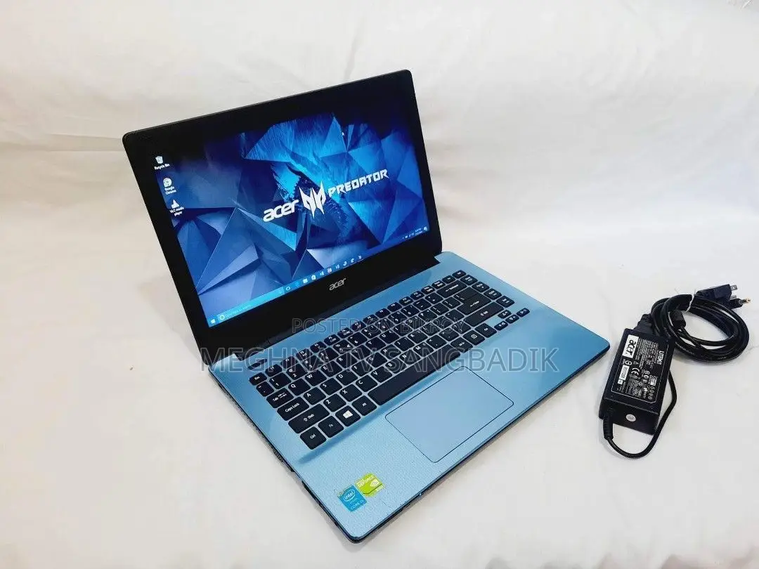 Laptop Acer 3GB Intel SSD 256GB