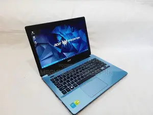 Laptop Acer 3GB Intel SSD 256GB