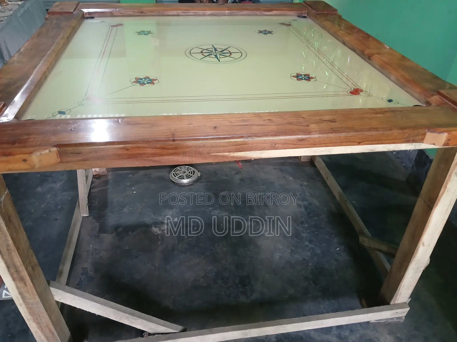 Carom Glass Board