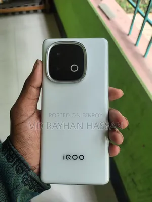 ভিভো আইকিউওও জেড১০ টার্বো+ ২৫৬ জিবি সাদা