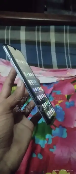 Oppo F15 256 GB White