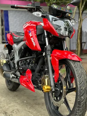 TVS Apache 160 4V 2024 Red