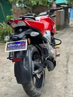 TVS Apache 160 4V 2024 Red