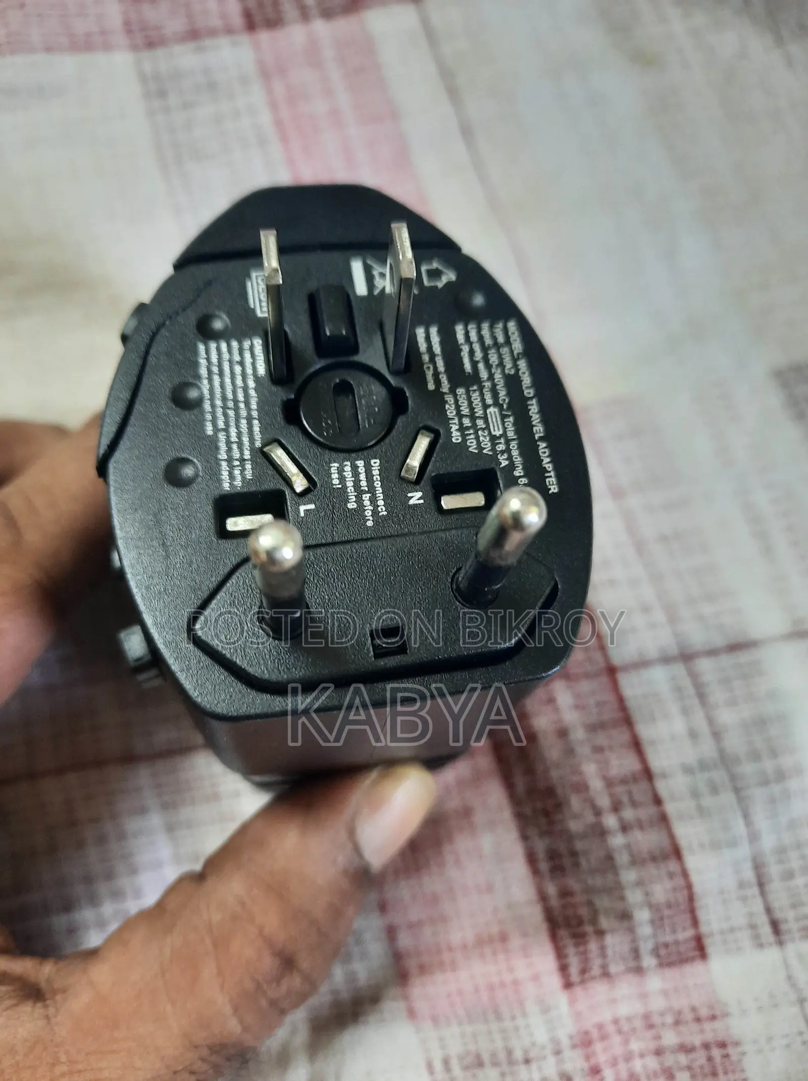 Universal Plug Power Adapter Charger Swa2 Travel Ac