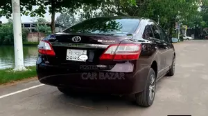 Toyota Premio 1.5 Front-Wheel Drive 2014 Maroon